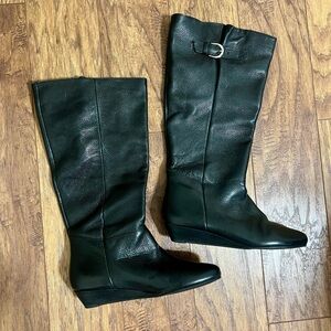 Steve by Steve Madden Intyce Women’s Leather Buckle Wedge boots